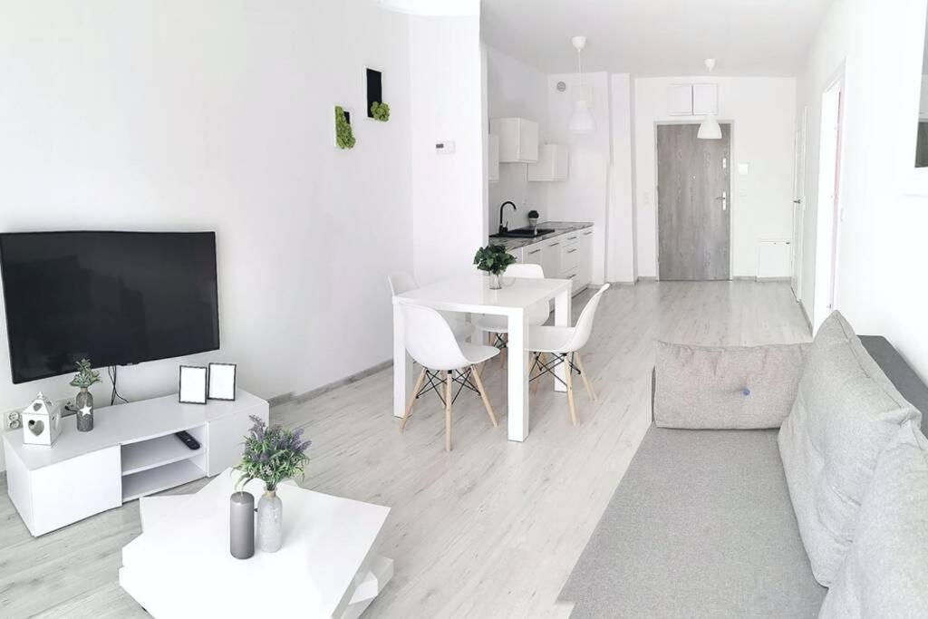 Green Apartment Promenada Gwiazd- Widok Na Morze. Miedzyzdroje Esterno foto